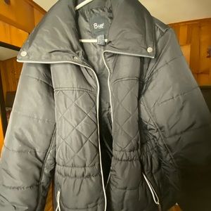 Black puffer jacket (plus size)